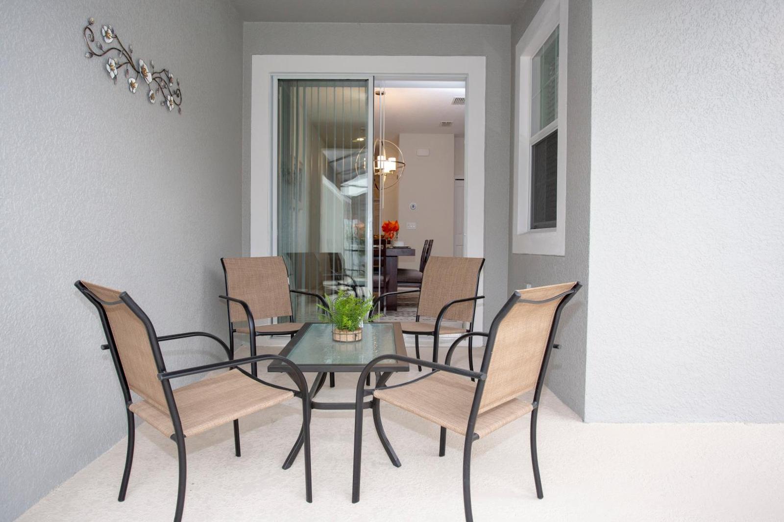 Marvelous Four Bedroom Home Close to Disney w/ Pool 4805 Main image 2